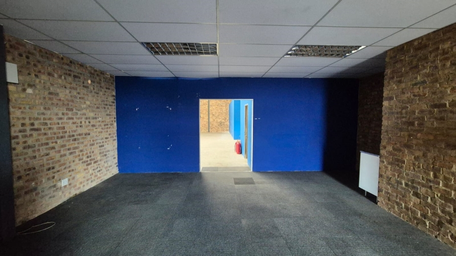 To Let Commercial Property for Rent in N4 Gateway Industrial Park Gauteng