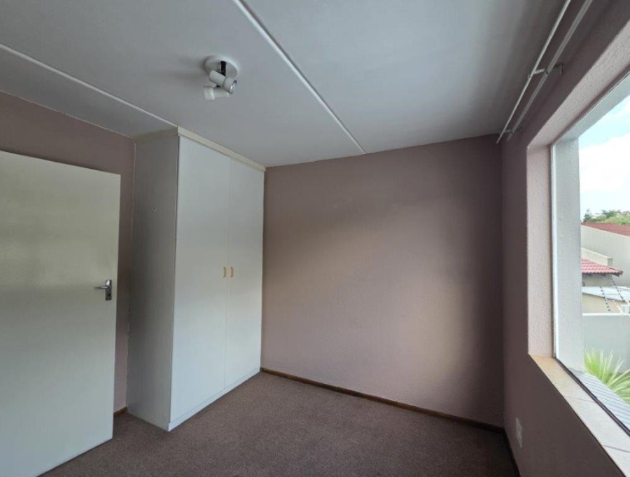 3 Bedroom Property for Sale in Marais Steyn Park Gauteng