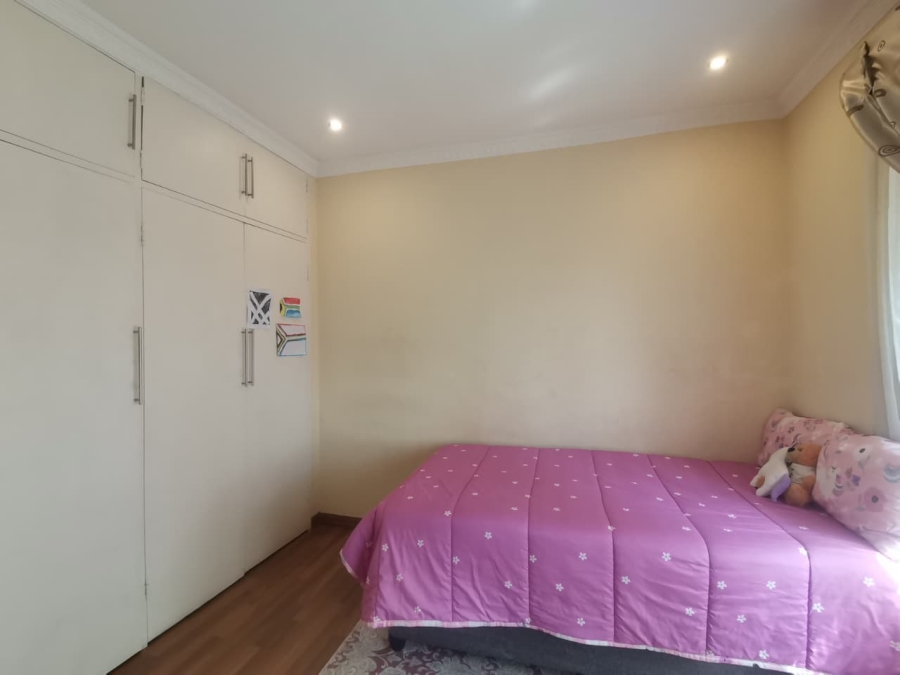 4 Bedroom Property for Sale in Brackenhurst Gauteng