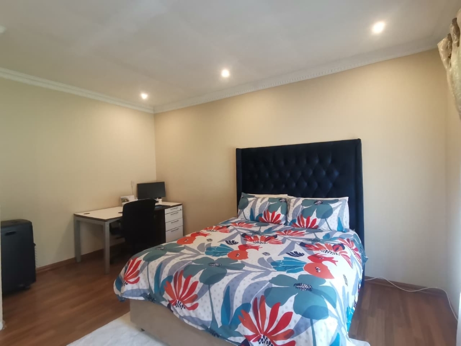 4 Bedroom Property for Sale in Brackenhurst Gauteng