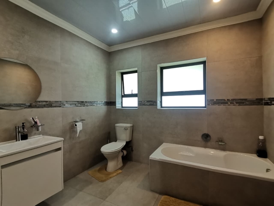 4 Bedroom Property for Sale in Brackenhurst Gauteng