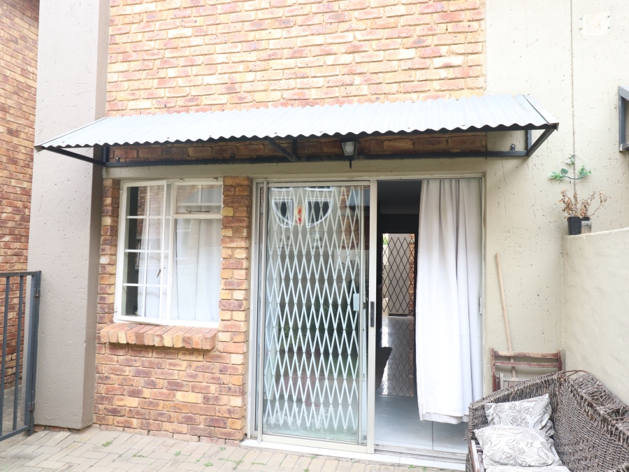 To Let 2 Bedroom Property for Rent in Birchleigh Gauteng