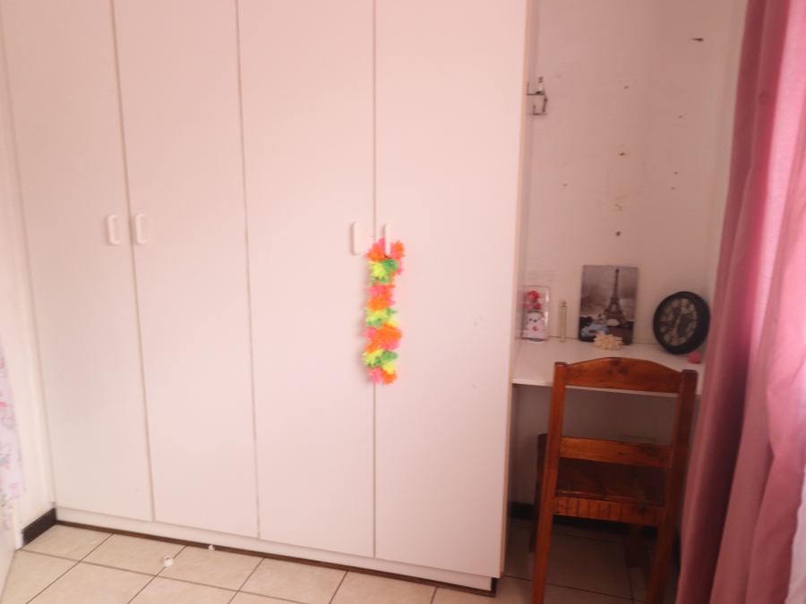 To Let 2 Bedroom Property for Rent in Birchleigh Gauteng