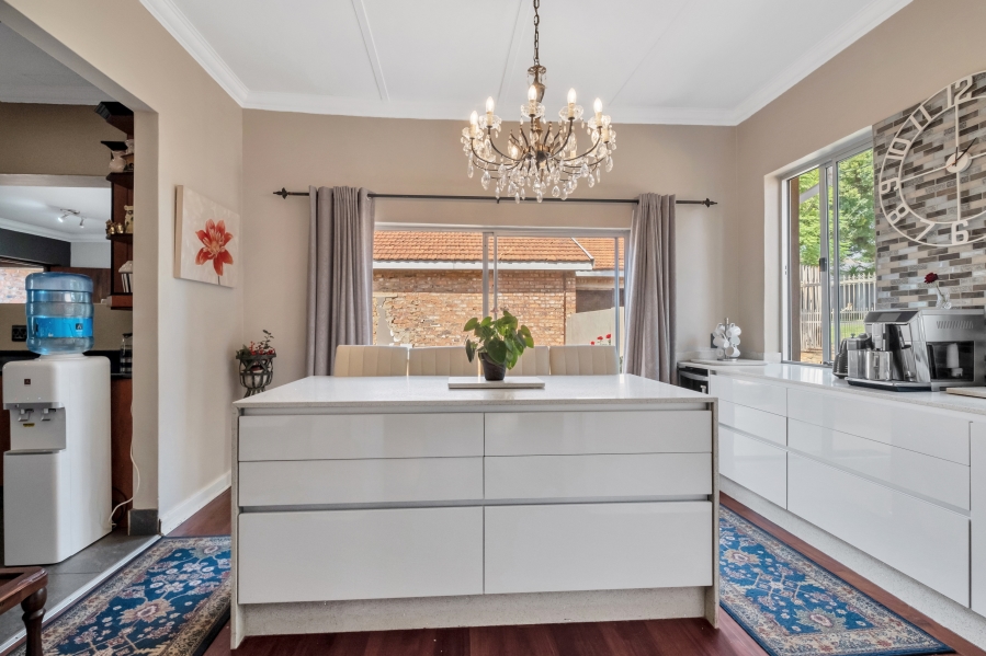 3 Bedroom Property for Sale in Emmarentia Gauteng