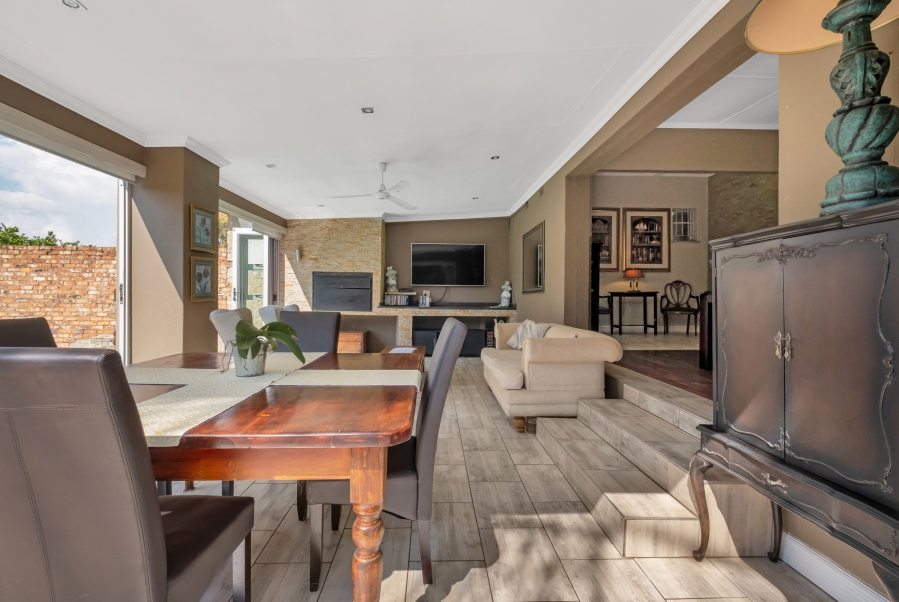 3 Bedroom Property for Sale in Emmarentia Gauteng