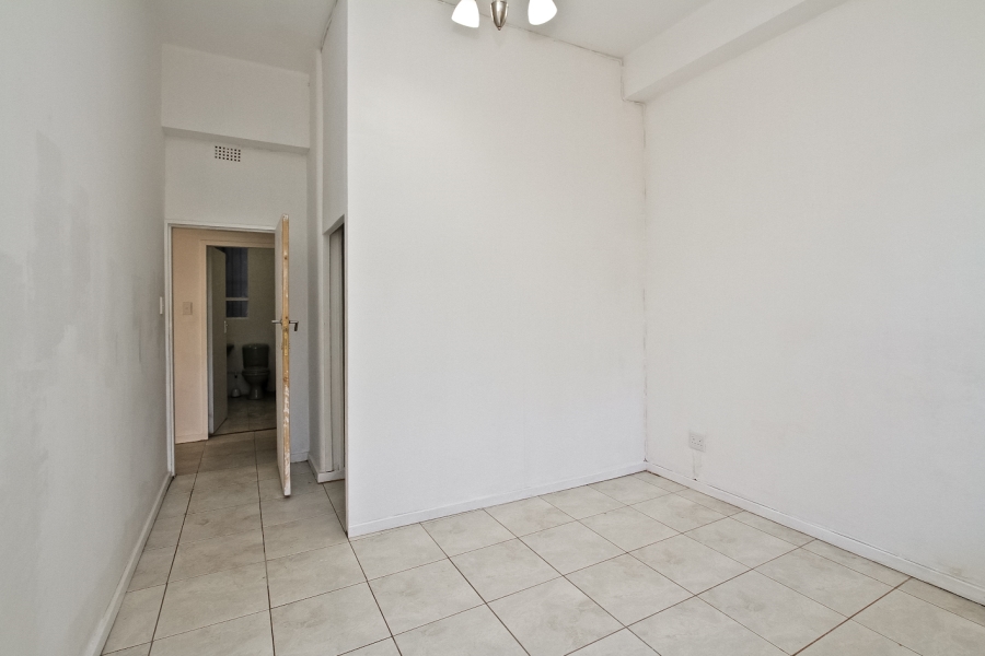 1 Bedroom Property for Sale in Cyrildene Gauteng