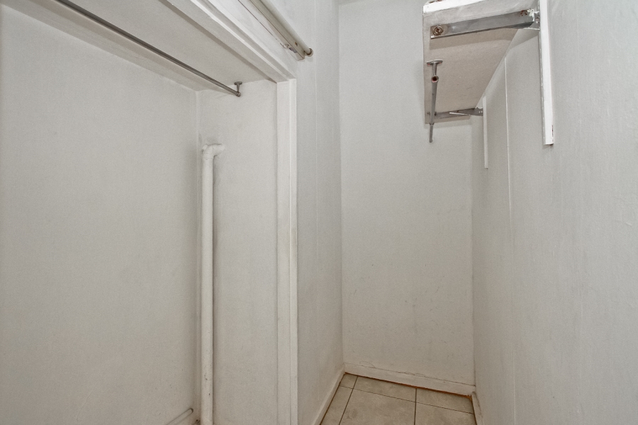 1 Bedroom Property for Sale in Cyrildene Gauteng