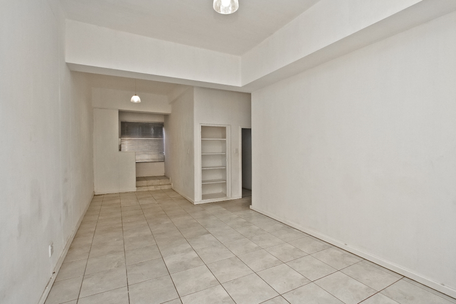 1 Bedroom Property for Sale in Cyrildene Gauteng