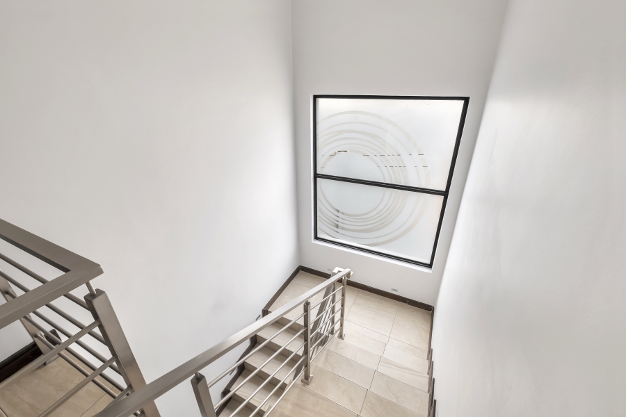 3 Bedroom Property for Sale in Emmarentia Gauteng