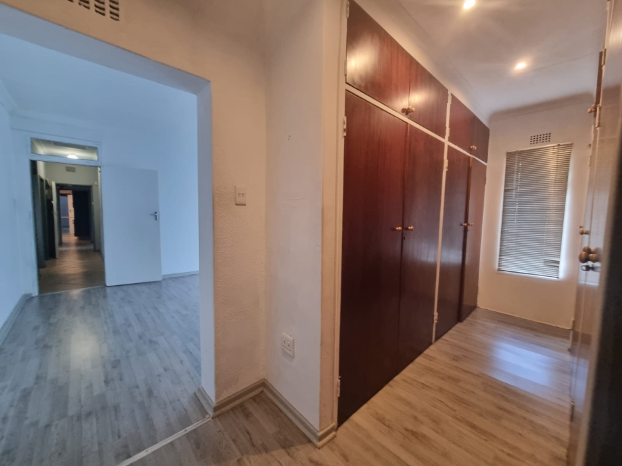 To Let 3 Bedroom Property for Rent in Risiville Gauteng