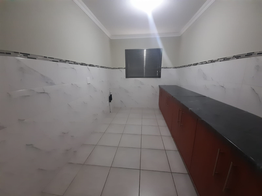 To Let 3 Bedroom Property for Rent in Kookrus Gauteng