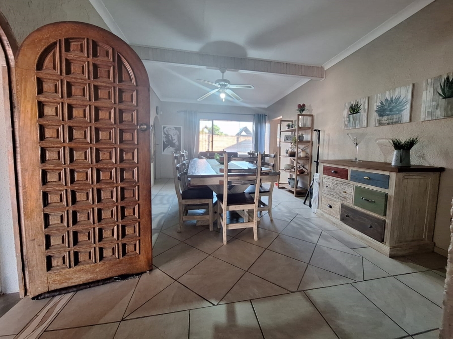 3 Bedroom Property for Sale in Rensburg Gauteng