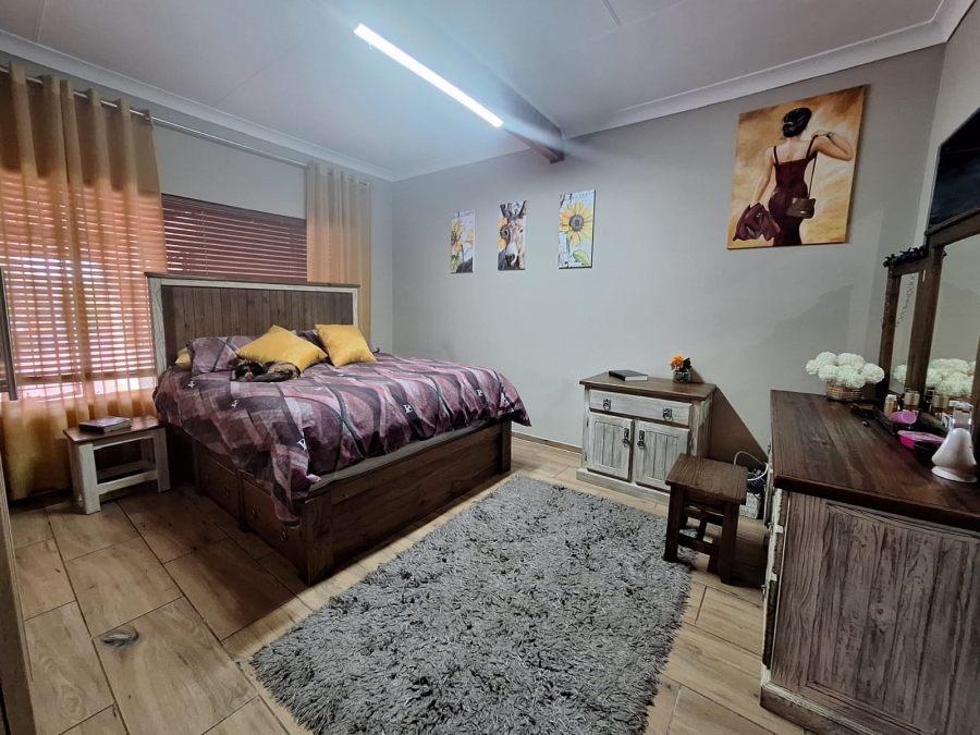 3 Bedroom Property for Sale in Rensburg Gauteng