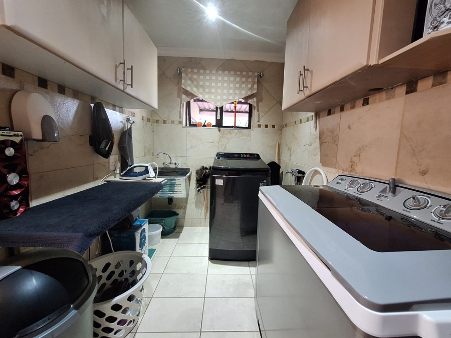 3 Bedroom Property for Sale in Rensburg Gauteng