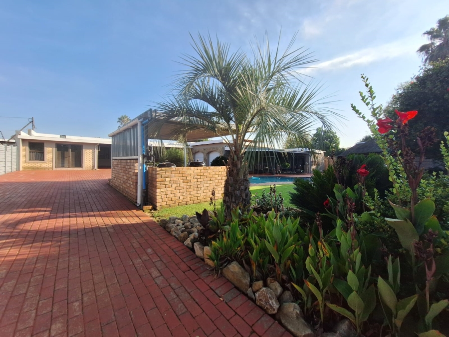 3 Bedroom Property for Sale in Rensburg Gauteng