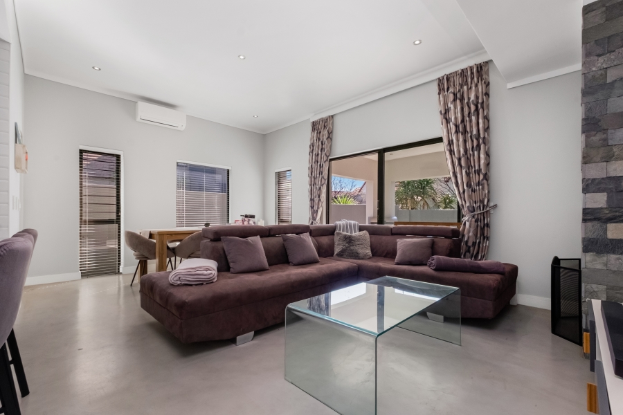 2 Bedroom Property for Sale in Fourways Gauteng