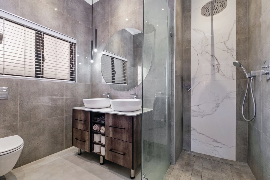 2 Bedroom Property for Sale in Fourways Gauteng
