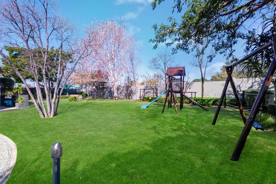 2 Bedroom Property for Sale in Fourways Gauteng