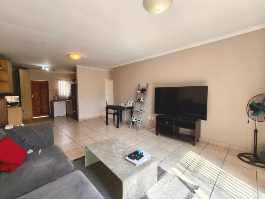 2 Bedroom Property for Sale in Amberfield Gauteng