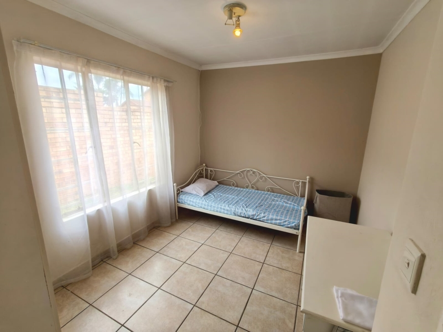 2 Bedroom Property for Sale in Amberfield Gauteng