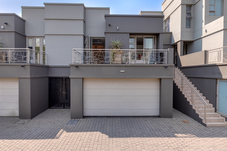 To Let 3 Bedroom Property for Rent in Morningside Gauteng