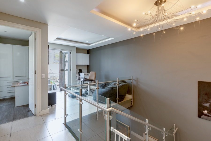 To Let 3 Bedroom Property for Rent in Morningside Gauteng