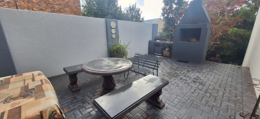 3 Bedroom Property for Sale in Amandasig Gauteng