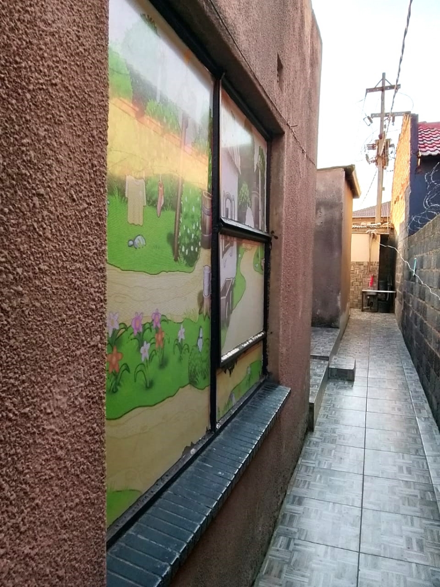 7 Bedroom Property for Sale in Ivory Park Gauteng