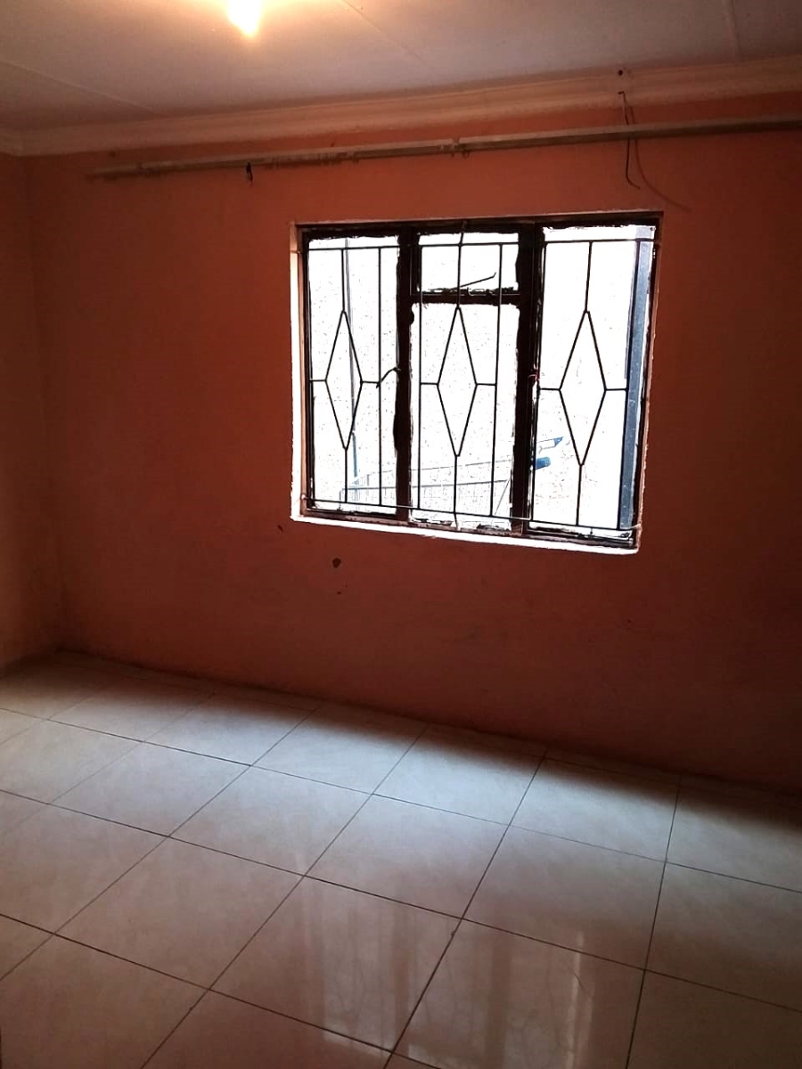 7 Bedroom Property for Sale in Ivory Park Gauteng