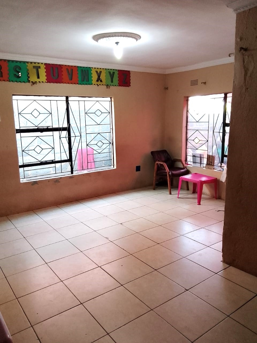 7 Bedroom Property for Sale in Ivory Park Gauteng