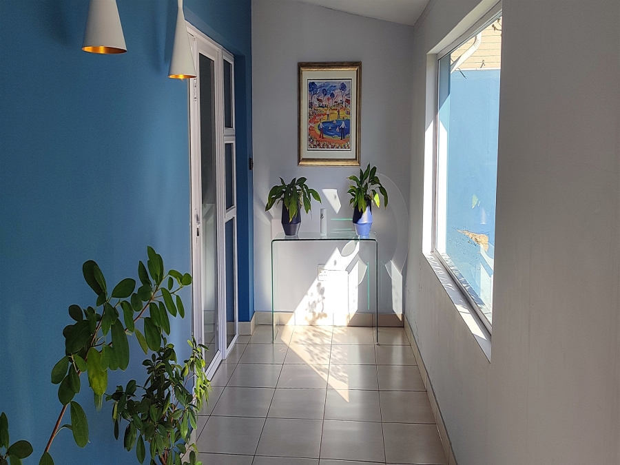 To Let commercial Property for Rent in Blairgowrie Gauteng