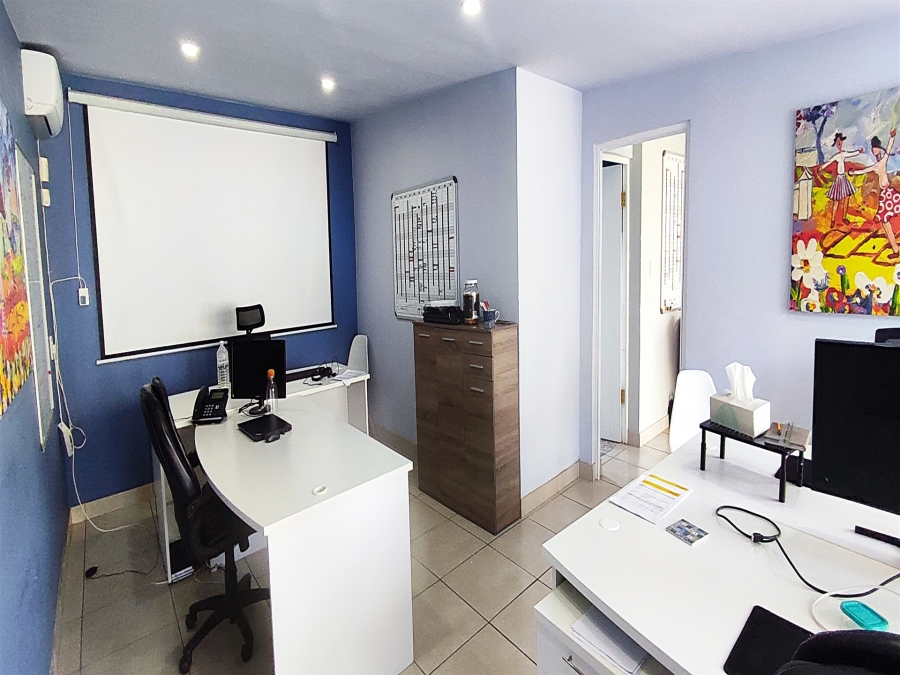 To Let commercial Property for Rent in Blairgowrie Gauteng