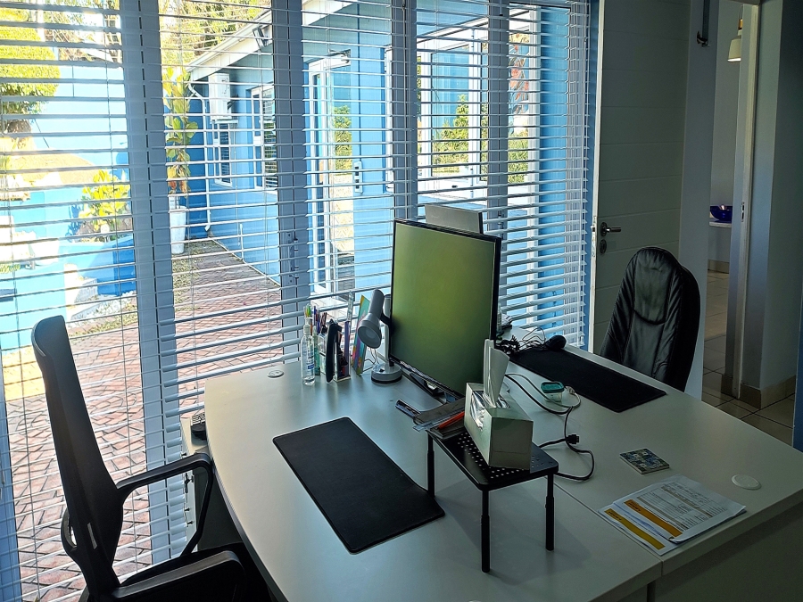 To Let commercial Property for Rent in Blairgowrie Gauteng