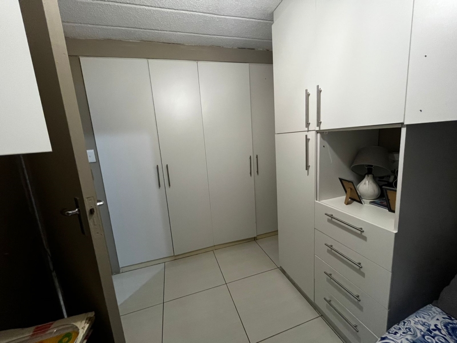 2 Bedroom Property for Sale in Ravenswood Gauteng