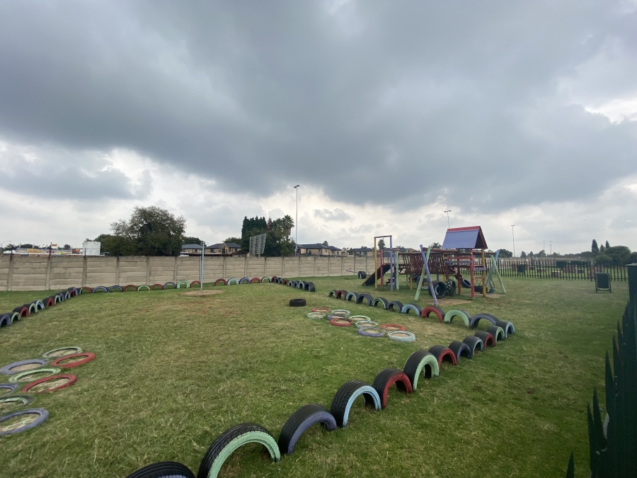 2 Bedroom Property for Sale in Ravenswood Gauteng