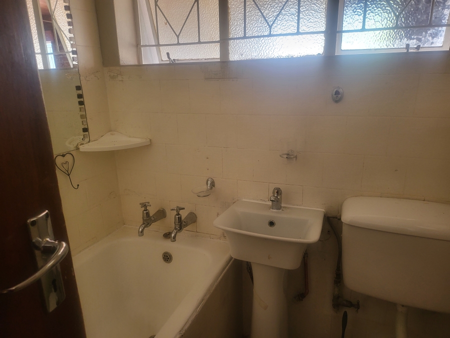 To Let 3 Bedroom Property for Rent in Casseldale Gauteng