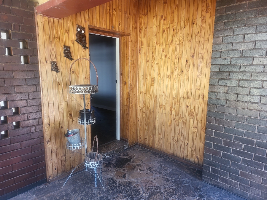 To Let 3 Bedroom Property for Rent in Casseldale Gauteng