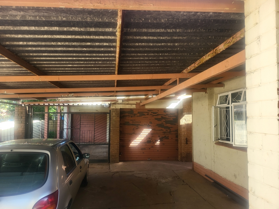 To Let 3 Bedroom Property for Rent in Casseldale Gauteng