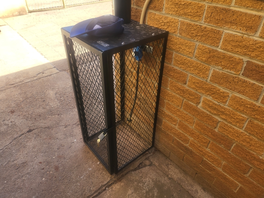 To Let 3 Bedroom Property for Rent in Casseldale Gauteng