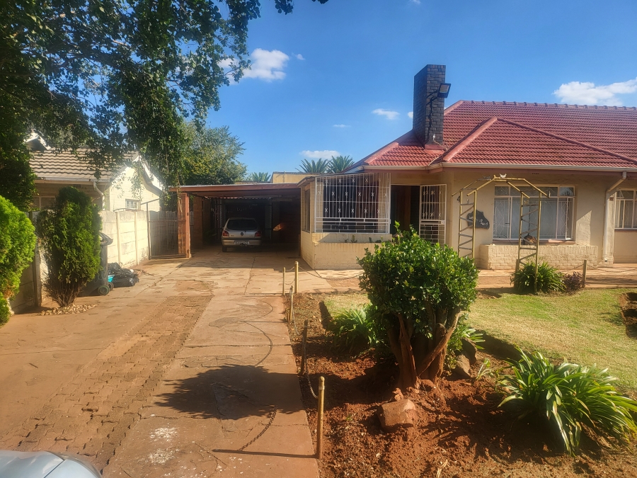 3 Bedroom Property for Sale in Casseldale Gauteng