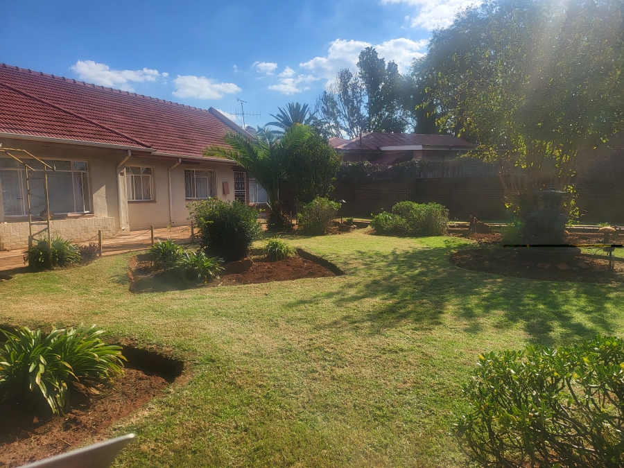 3 Bedroom Property for Sale in Casseldale Gauteng