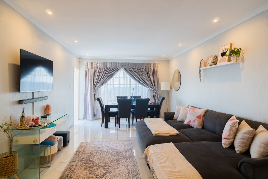 2 Bedroom Property for Sale in Winchester Hills Gauteng