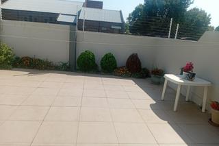 3 Bedroom Property for Sale in Glenvista Gauteng
