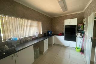 4 Bedroom Property for Sale in Glenvista Gauteng