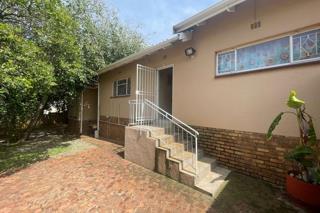 4 Bedroom Property for Sale in Glenvista Gauteng