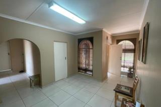 4 Bedroom Property for Sale in Glenvista Gauteng