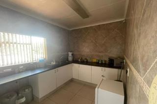 4 Bedroom Property for Sale in Glenvista Gauteng