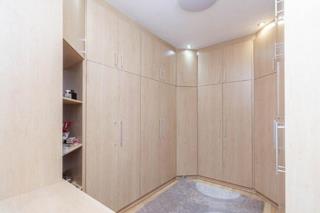 5 Bedroom Property for Sale in Mondeor Gauteng