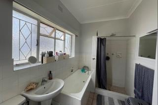 3 Bedroom Property for Sale in Linmeyer Gauteng