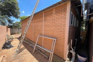 3 Bedroom Property for Sale in Linmeyer Gauteng